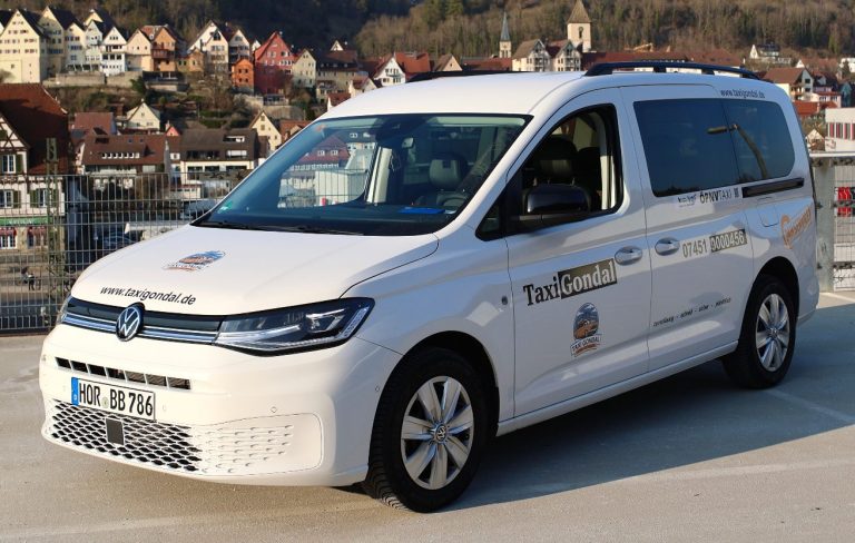 7-Sitzer von Taxi Gondal
